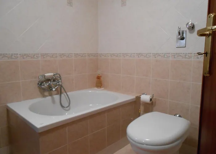 Eleodoro Apartman *